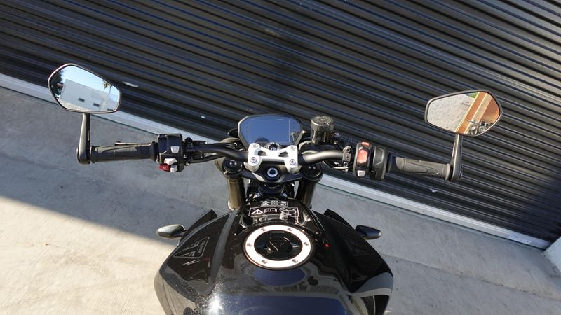 New 2025 Triumph Street Triple 765 RS 