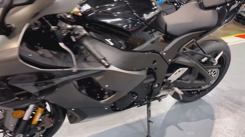 New 2026 Kawasaki NINJA ZX-10R Image 8