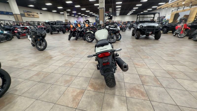 New 2026 Kawasaki ELIMINATOR ABS Image 8