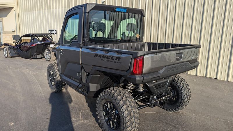 2025 Polaris RANGER CREW XD 1500 NORTHSTAR EDITION ULTIMATE TITANIUM METALLIC GLOSSImage 7