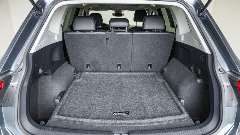 2022 Volkswagen Tiguan 2.0T SEImage 24