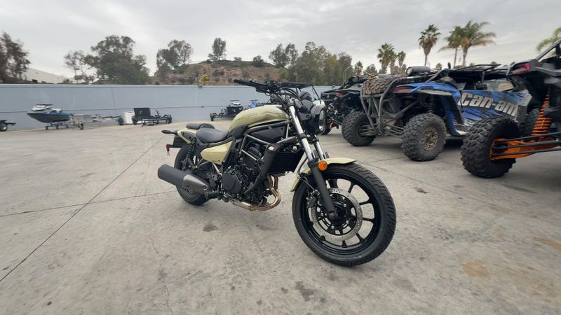 New 2025 Kawasaki Eliminator Image 2