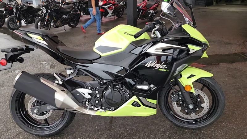 New 2026 Kawasaki NINJA 500 SE ABS Image 4