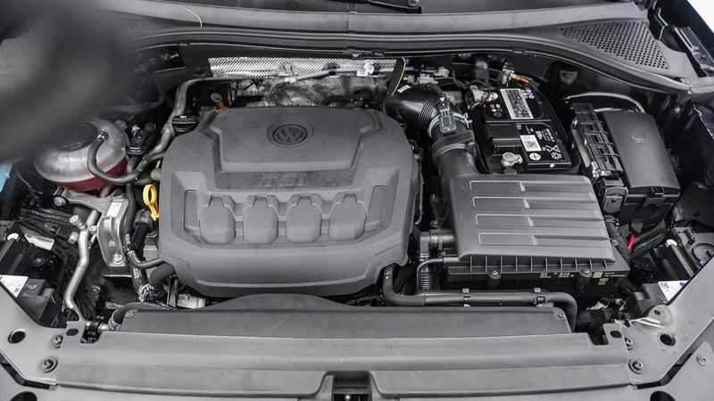 2023 Volkswagen Tiguan 2.0T SE R-Line BlackImage 27