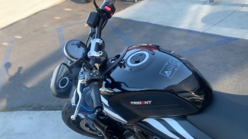 New 2025 Triumph TRIDENT 660 Image 4