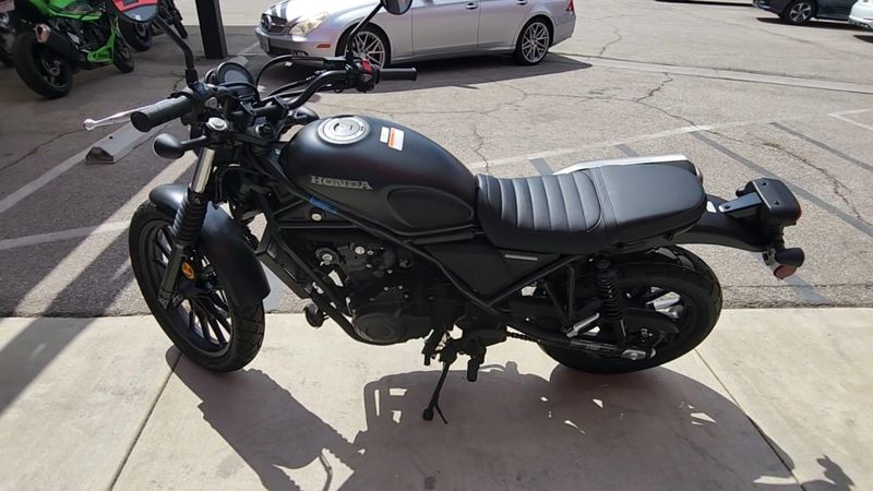 New 2025 Honda SCL500 Image 9