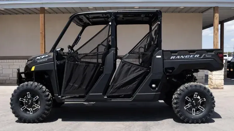 2025 Polaris RANGER CREW XP 1000 TEXAS EDITION BLACK CRYSTALImage 2