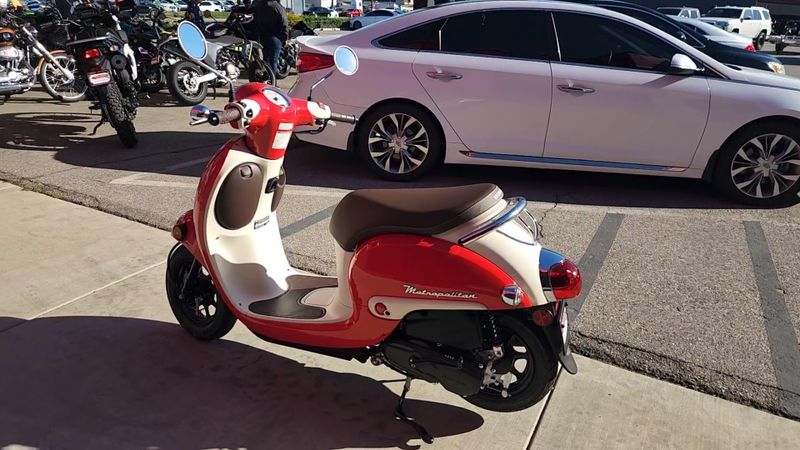 New 2026 Honda Metropolitan Image 9