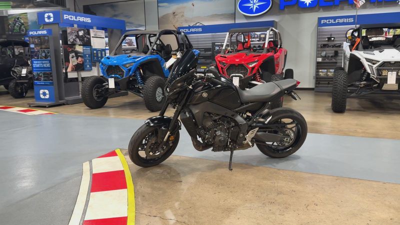Used 2022 Yamaha MT-09 CA Image 9