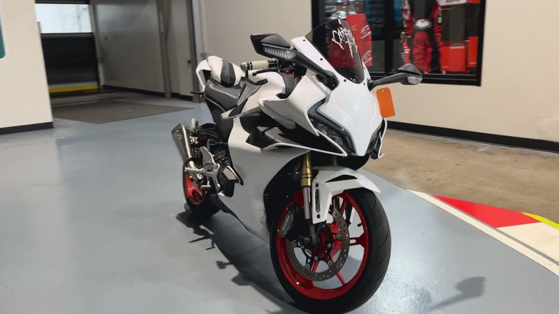 Used 2025 CFMOTO 450SS CF400-6US Image 6