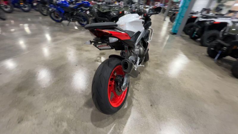 Used 2024 Aprilia RS 660 EXTREMA Image 7