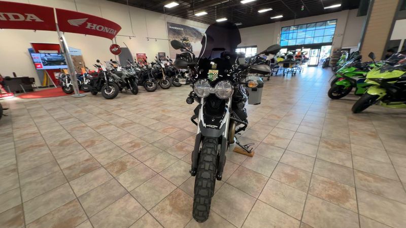 Used 2023 Moto Guzzi V85 TT Guardia dOnore Image 4