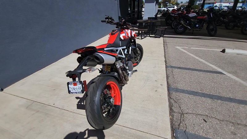 Used 2022 Ducati HYPERMOTARD 950 RVE Image 3