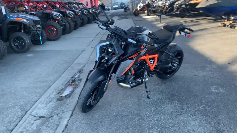 New 2026 KTM 1390 SUPER DUKE R EVO Image 5