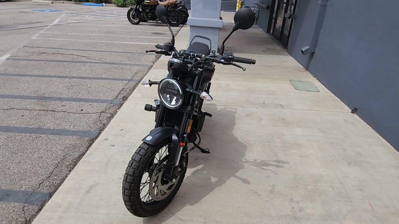 Used 2023 Husqvarna SVARTPILEN 401 Image 7