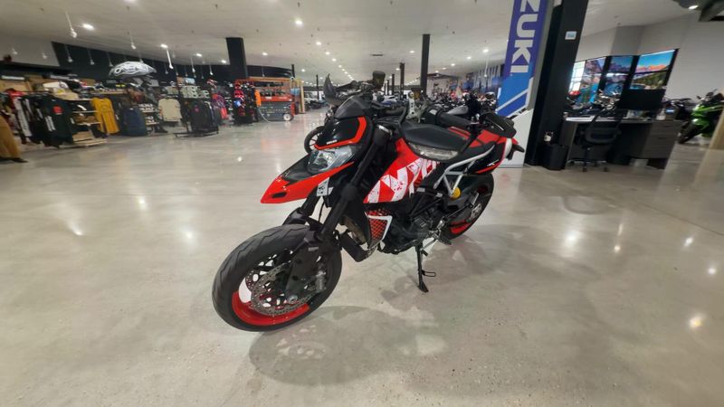 Used 2022 Ducati HYPERMOTARD 950 RVE Image 4