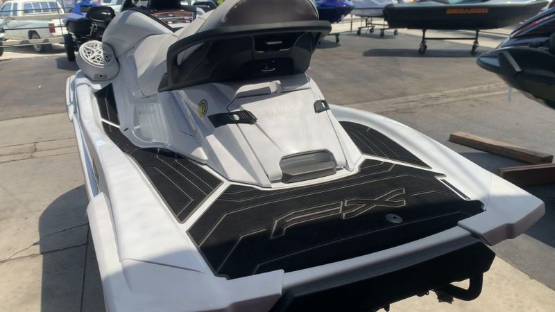 New 2025 Yamaha FX CRUISER SVHO W/AUDIO Image 9