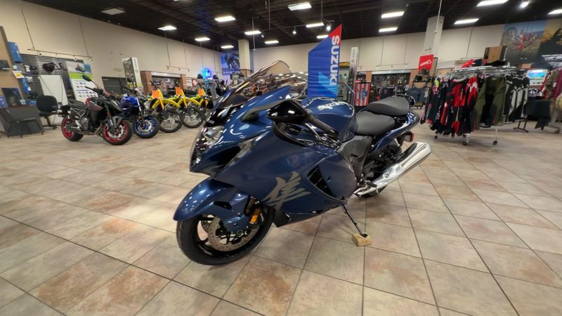 New 2027 Suzuki Hayabusa Image 5