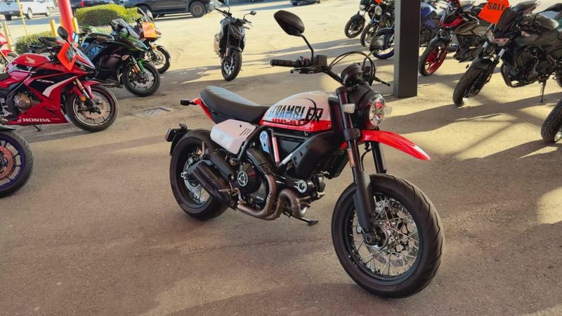Used 2022 Ducati SCRAMBLER ICON DARK Image 6
