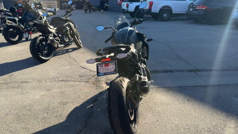 Used 2025 BMW F 900 R Image 7