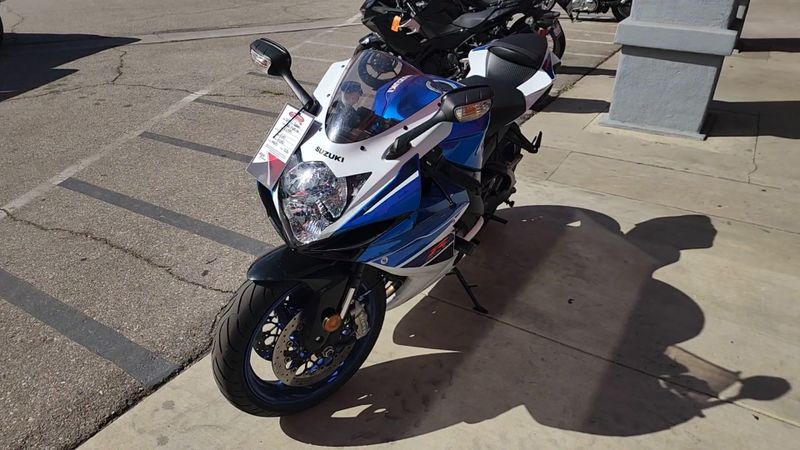 Used 2024 Suzuki GSX-R600 CA Image 7