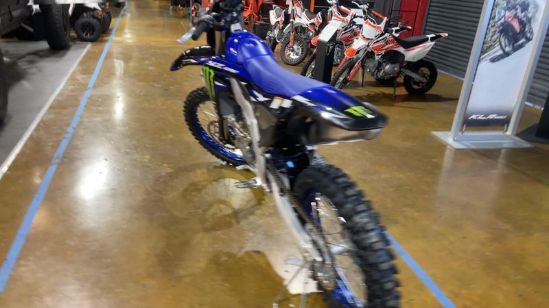 New 2027 Yamaha YZ450F MONSTER EDITION Image 7