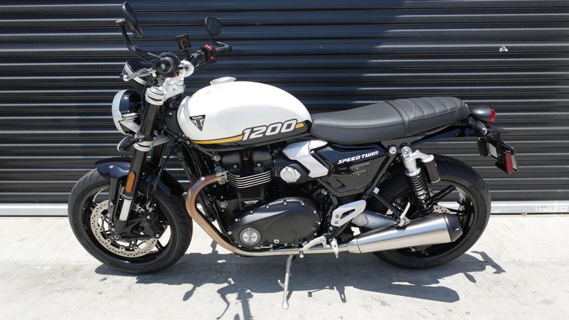 New 2025 Triumph Speed Twin 1200 