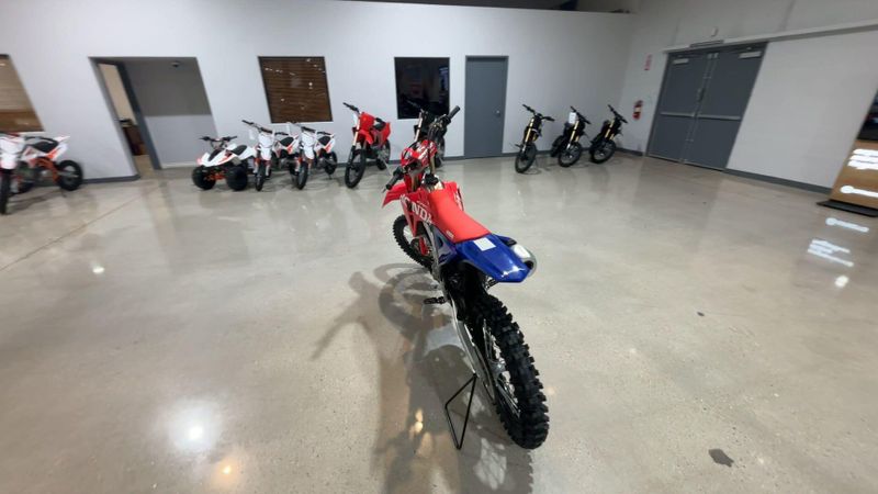 New 2027 Honda CRF250R Image 5