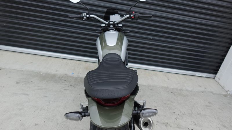 Used 2023 Ducati SCRAMBLER ICON 