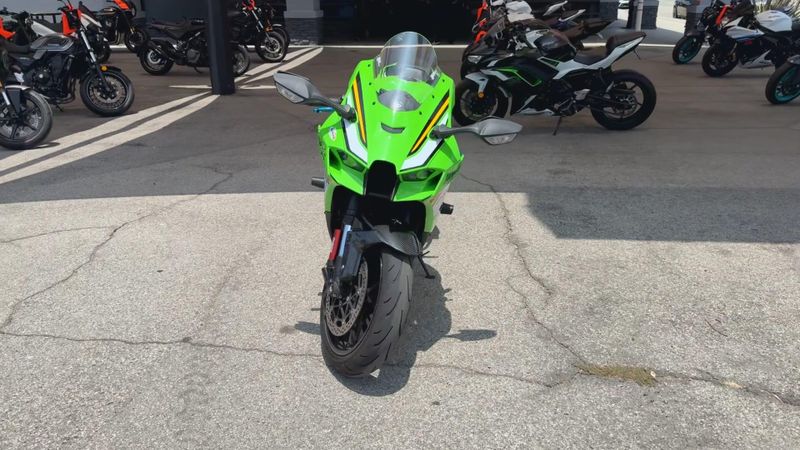 Used 2025 Kawasaki NINJA ZX 10R ABS KRT EDITION Image 3