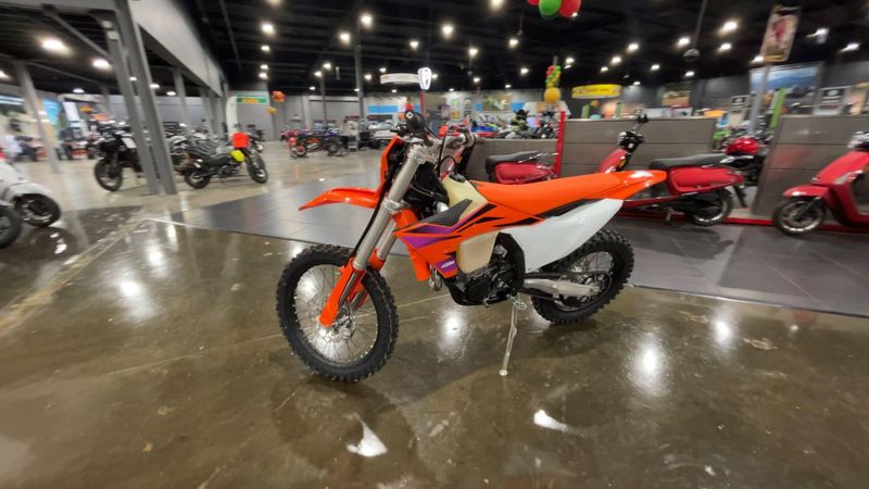 2024 KTM 500 XW-F  in a ORANGE exterior color. Del Amo Motorsports of Redondo Beach (424) 390-7811 delamomotorsports.com 