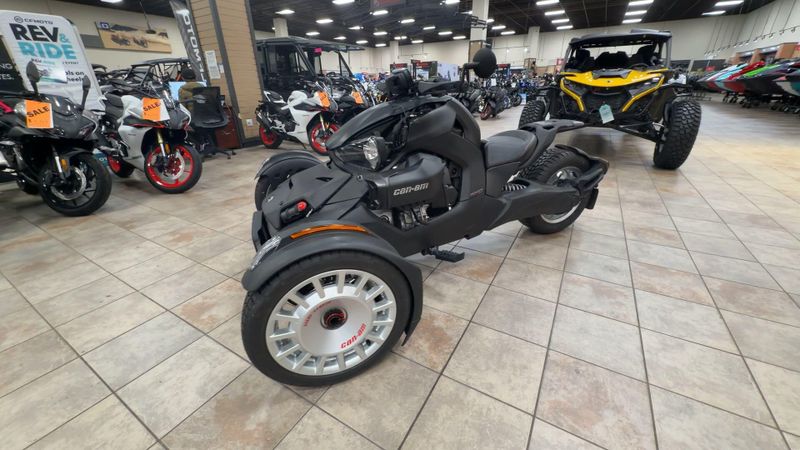 New 2026 Can-Am RYKER RALLY (900 ACE) Image 5