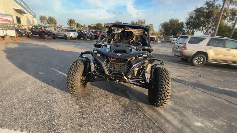 New 2026 Can-Am MAVERICK R X RS WITH SMART-SHOX 999T DCT Image 3