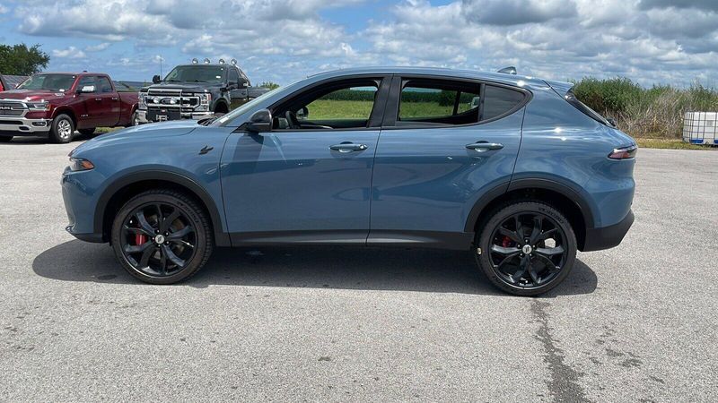 2023 Dodge Hornet GT Plus photo 3