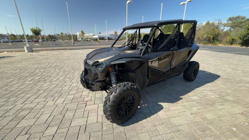 New 2026 Honda TALON 1000R-4 FOX LIVEVALVE Image 5
