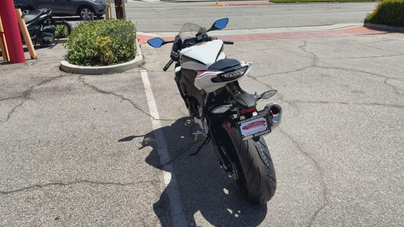 New 2027 Honda CBR1000RR Image 3