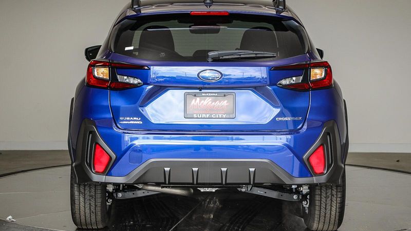 2025 Subaru Crosstrek PremiumImage 3