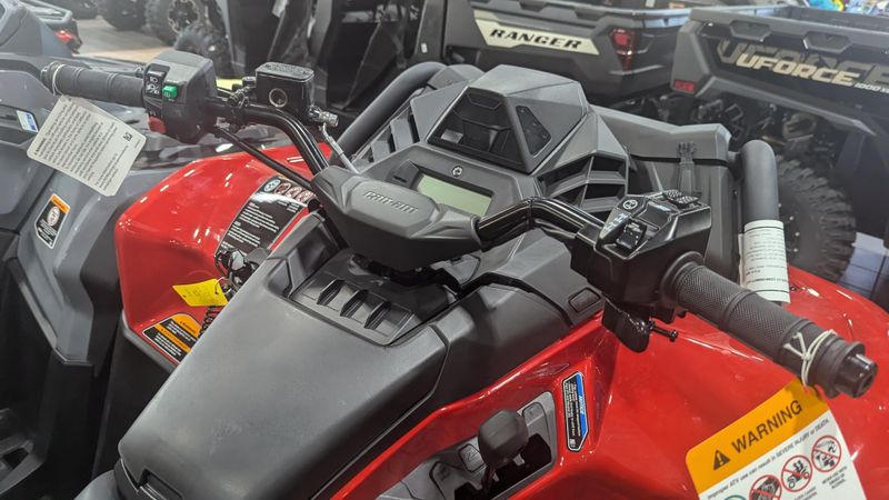 2025 Can-Am OUTLANDER XMR 700 LEGION REDImage 11