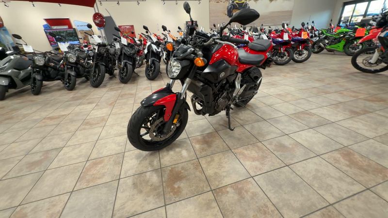 Used 2017 Yamaha FZ-07 Image 5