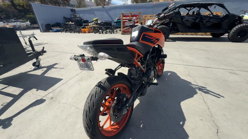 Used 2023 KTM 200 DUKE Image 3