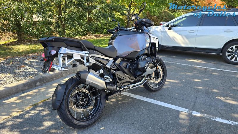 2025 BMW R1300GS Adventure Image 9