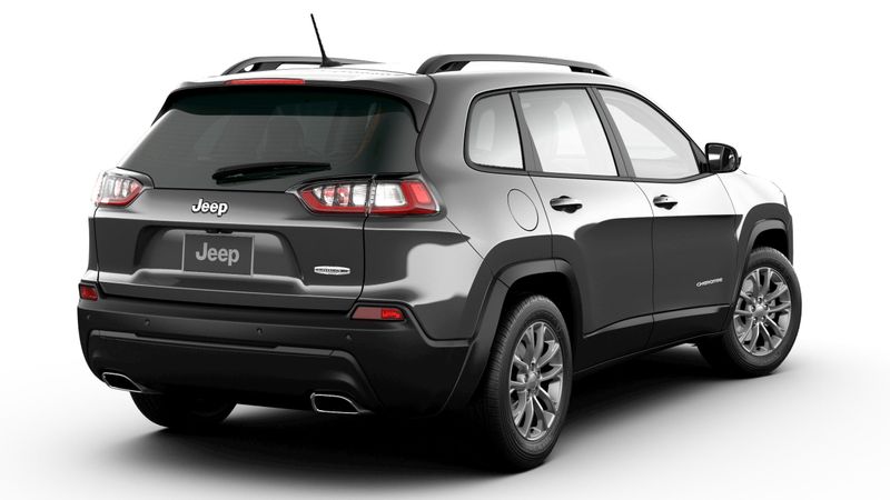 2022 Jeep Cherokee Latitude Lux FwdImage 2
