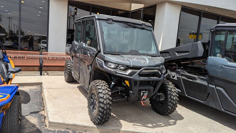 2024 Can-Am DEFENDER MAX LIMITED HD10 STONE GRAYImage 2
