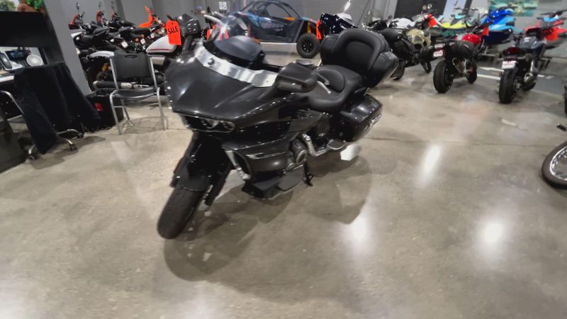 Used 2018 Yamaha Star Venture Image 4
