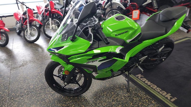 New 2026 Kawasaki NINJA 500 SE ABS Image 8