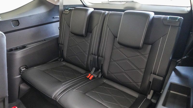 2025 Volkswagen Atlas 2.0T SE w/TechnologyImage 20