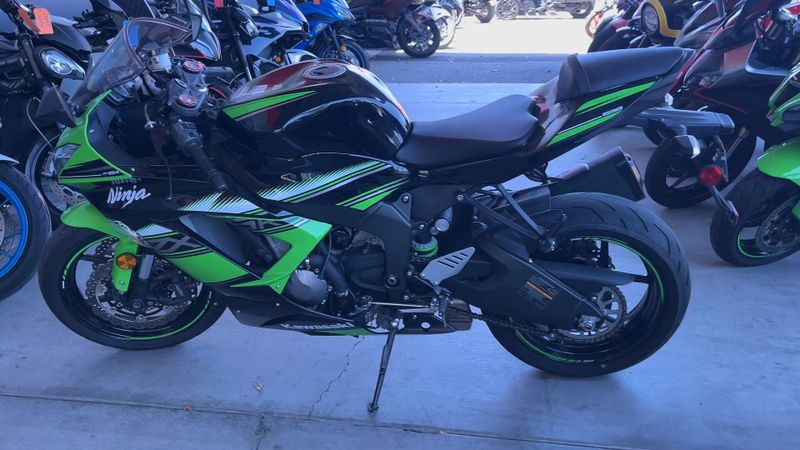 Used 2017 Kawasaki NINJA ZX-6R KRT EDITION Image 9
