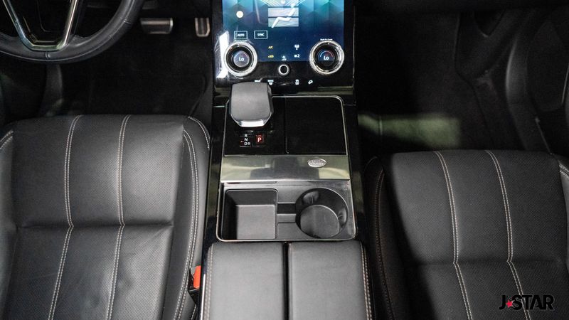 2023 Land Rover Range Rover Velar R-Dynamic S photo 8