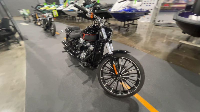 Used 2024 Harley-Davidson Breakout Image 2