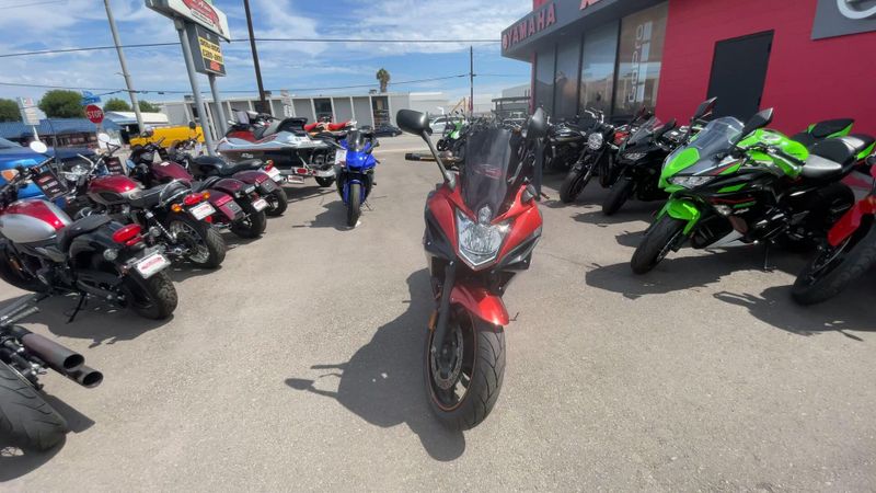 Used 2011 Yamaha FZ6R CA Image 4